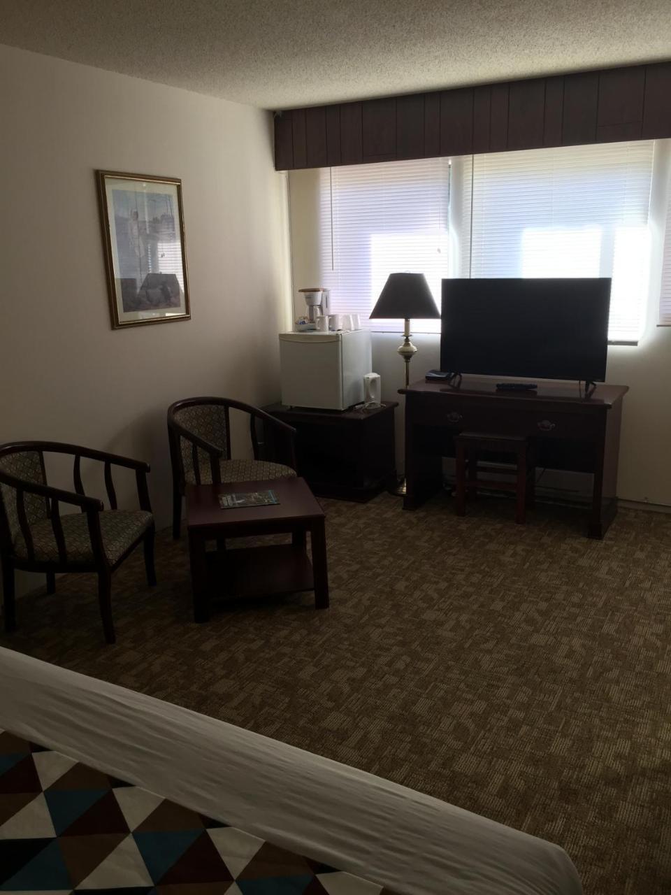 Spring Villa Hotel Harrison Hot Springs Εξωτερικό φωτογραφία